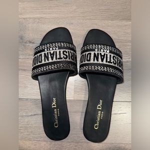 DIOR slides (size 38) USED (only once)